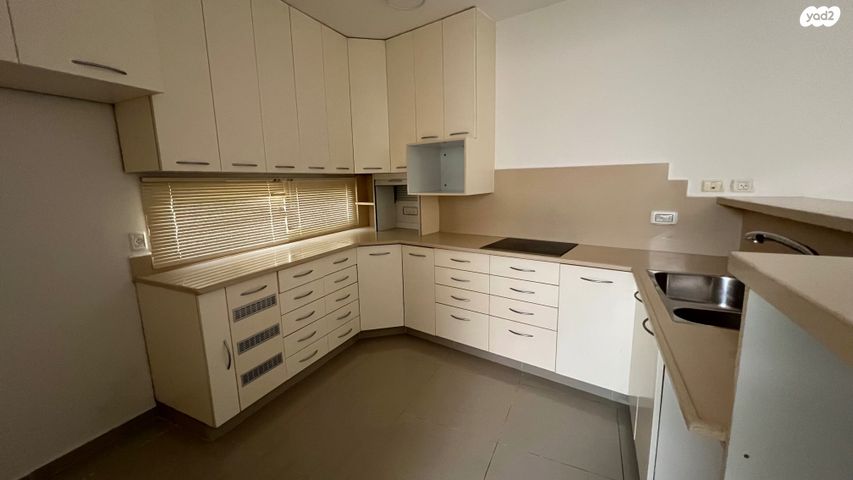 גג/ פנטהאוז, הרצליה פיתוח, הרצליה