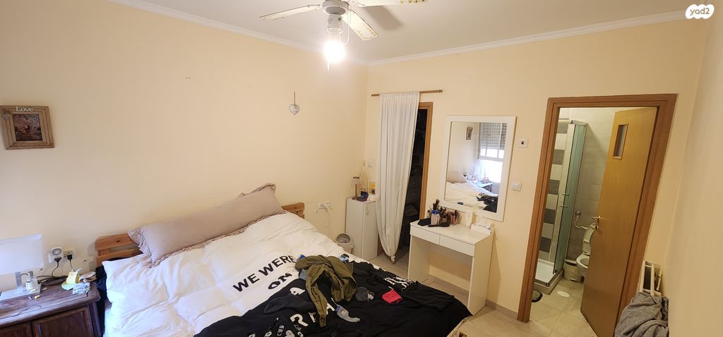 דירת גן, צור הדסה