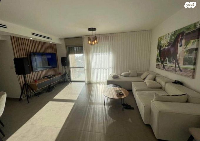 דירה, שקמים ואגמים, אשקלון