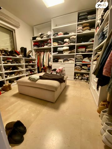 גג/ פנטהאוז, פסגת אונו, קרית אונו