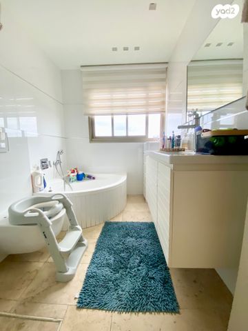 גג/ פנטהאוז, פסגת אונו, קרית אונו