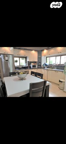 בית פרטי/ קוטג', קרית גנים, רעננה