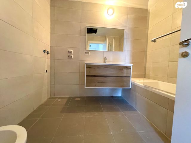 דירה, הקרן, גליל ים (מתחם הכוכבים), הרצליה