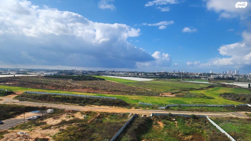 דירה, הפלמ"ח, שאר העיר, קדימה צורן