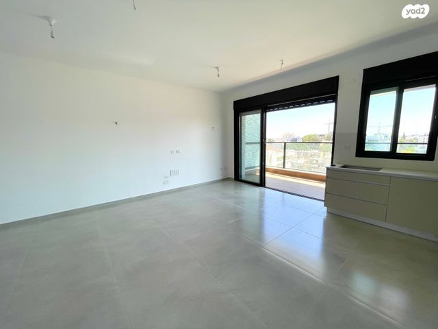 דירה, הקרן, גליל ים (מתחם הכוכבים), הרצליה