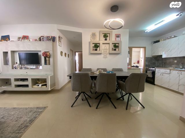 דירה, הרב זוארץ פריג'ה, נתניה