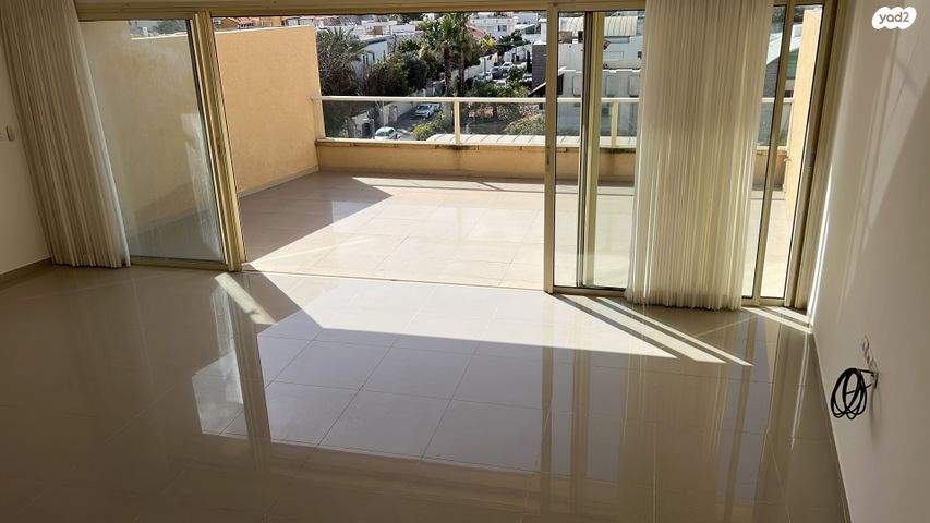 גג/ פנטהאוז, הרצליה פיתוח, הרצליה