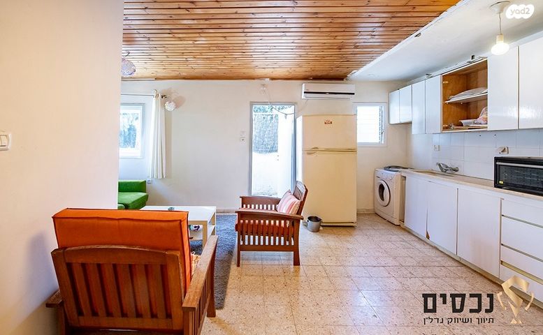 גג/ פנטהאוז, הרב קטרוני 20, המרכז השקט / מרכז העיר, פתח תקווה