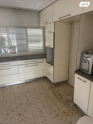 בית פרטי/ קוטג', הפור, נווה חוף, ראשון לציון