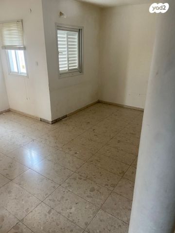 בית פרטי/ קוטג', הפור, נווה חוף, ראשון לציון