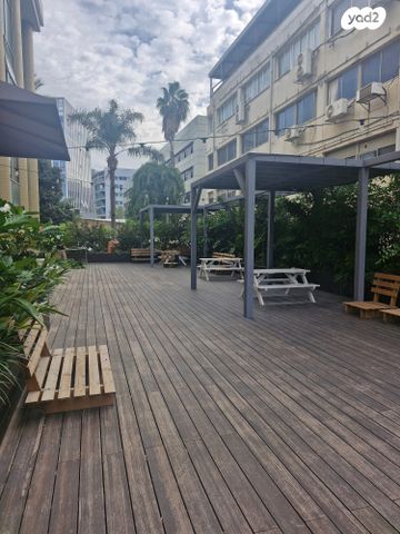 משרדים, הרצליה