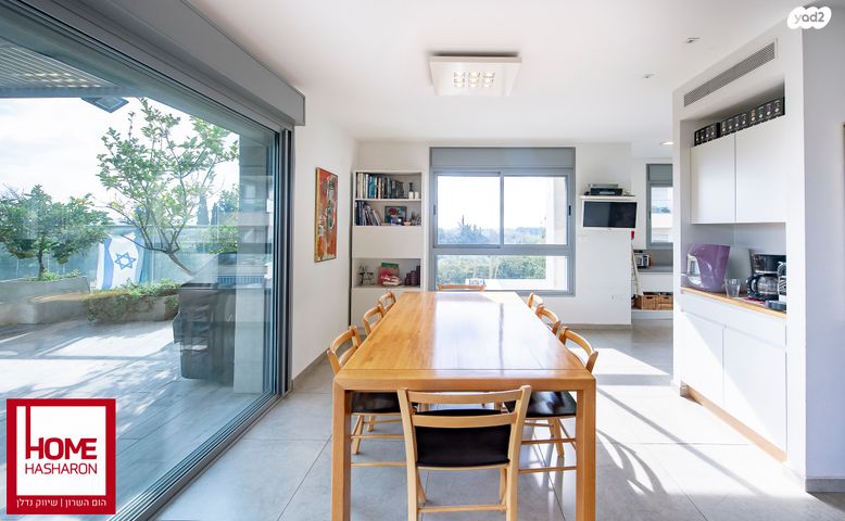 גג/ פנטהאוז, מגדיאל, הוד השרון