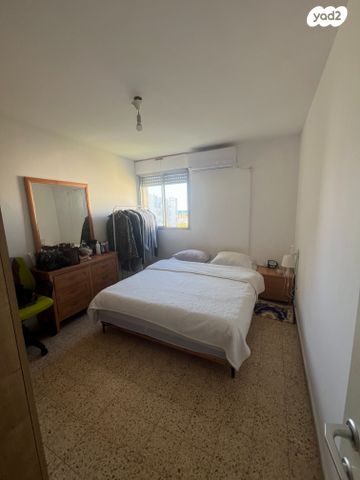 דירה, שדרות ז'בוטינסקי, קרית ים  א', קרית ים