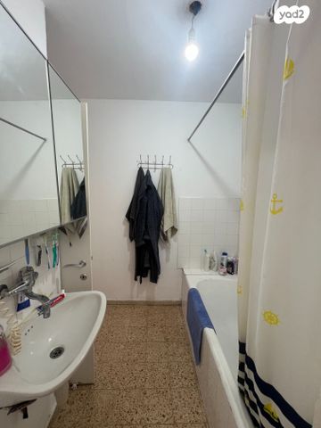 דירה, שדרות ז'בוטינסקי, קרית ים  א', קרית ים