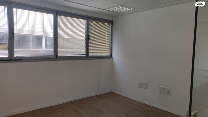 משרדים, הברזל, תל אביב יפו