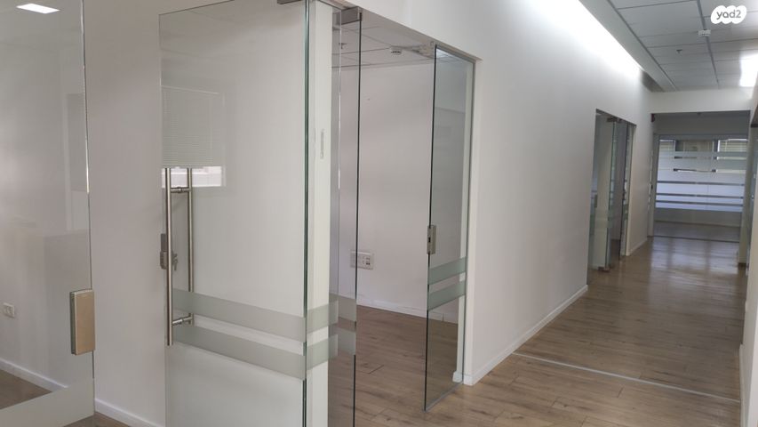 משרדים, הברזל, תל אביב יפו