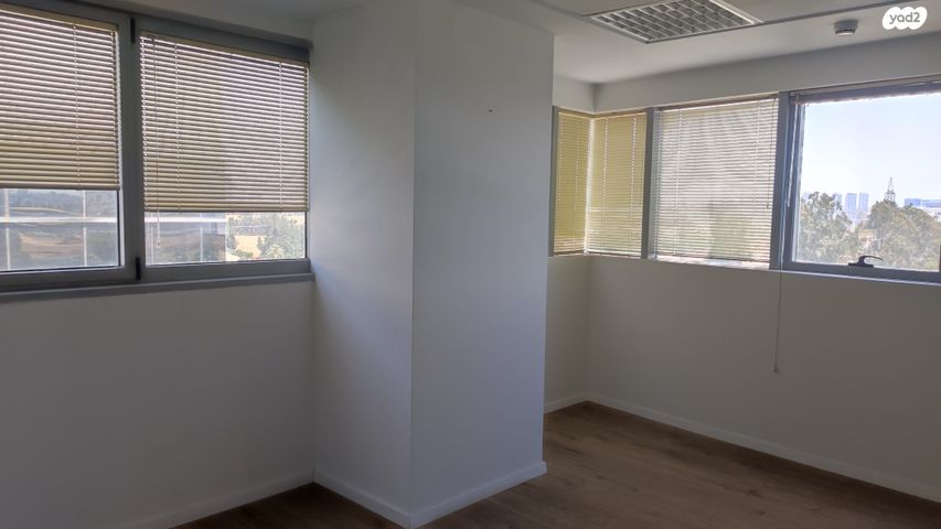 משרדים, הברזל, תל אביב יפו