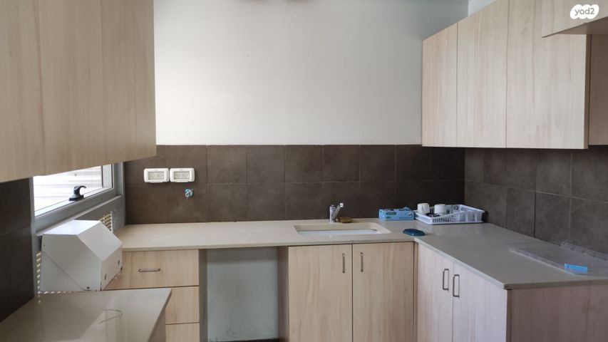 משרדים, הברזל, תל אביב יפו