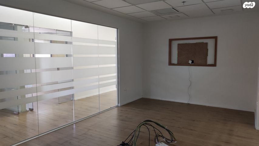 משרדים, הברזל, תל אביב יפו