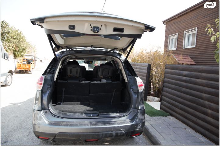 ניסאן אקס טרייל