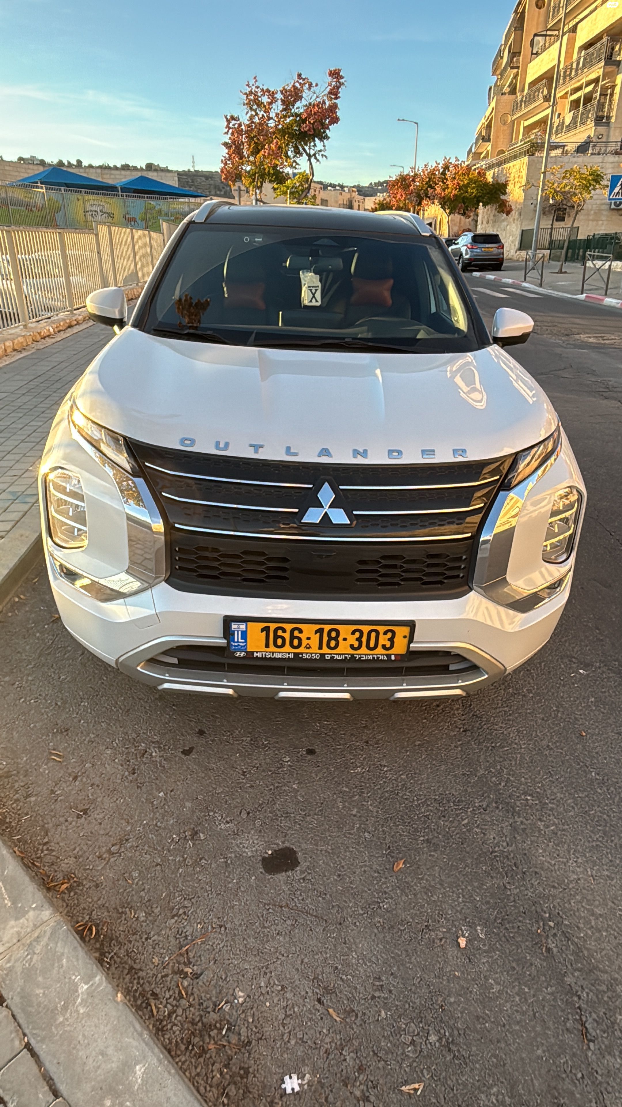 מודעת רכב מיצובישי אאוטלנדר