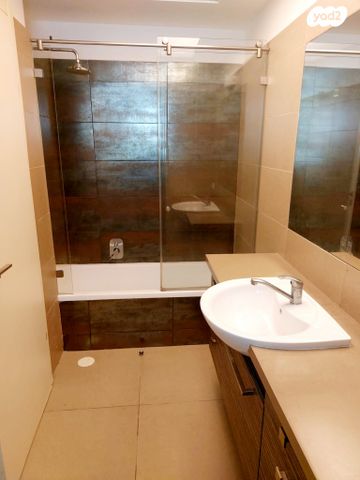 דירת גן, נחל לכיש, רובע י"א, אשדוד