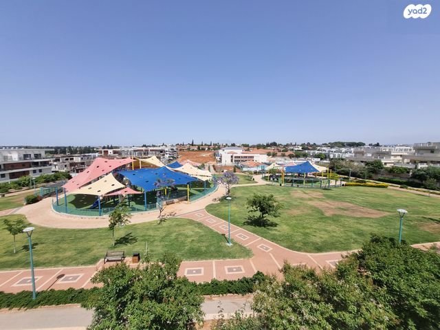 דופלקס, תל מונד