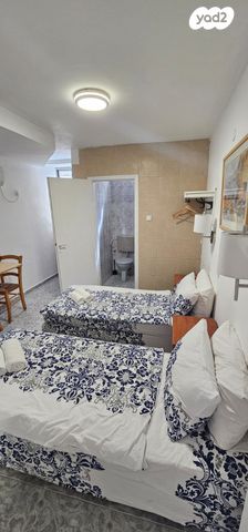 בית מלון, עין שרה, נהריה