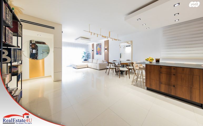 דירה, הלוטם, רמת פולג, נתניה