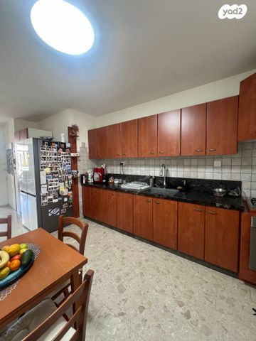 דירה, אמנון ותמר, רמת פולג, נתניה