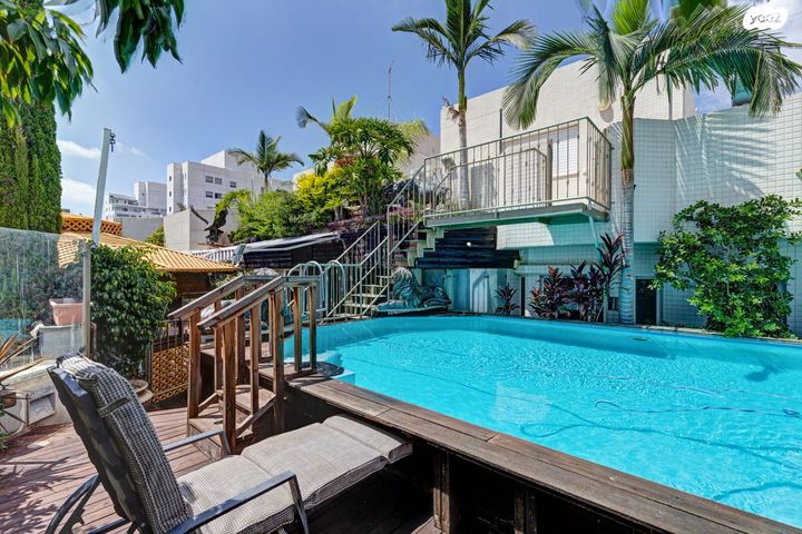 גג/ פנטהאוז, יהושע חנקין, קרית אילון, חולון