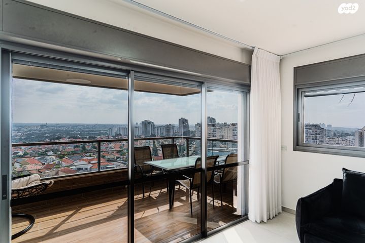 דירה, אדמונד דה רוטשילד, ברנע, אשקלון