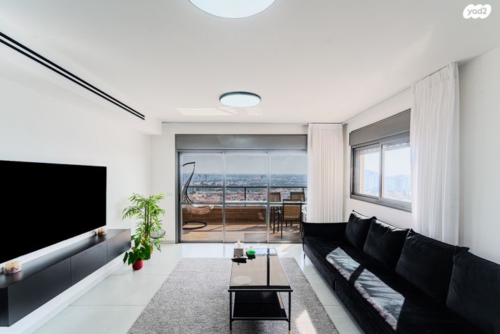 דירה, אדמונד דה רוטשילד, ברנע, אשקלון