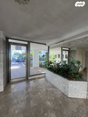 דירה, אמנון ותמר, רמת פולג, נתניה