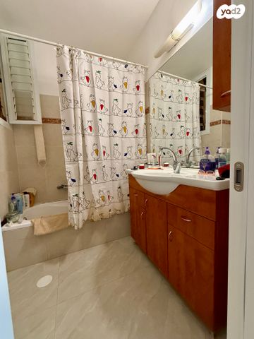 דירה, הראשונים 26, רובע א', אשדוד