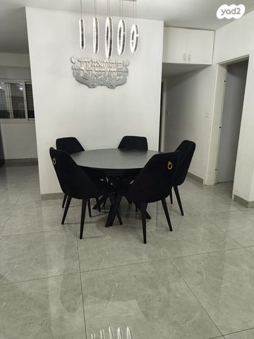 דירה, פסגת זאב, ירושלים