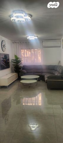 דירה, פסגת זאב, ירושלים