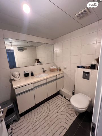 דירה, שדרות לוי אשכול, הגוש הגדול, רמת אביב החדשה, נופי ים, תל אביב יפו