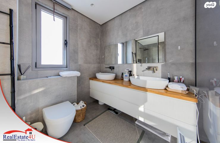 שדרות האגמים 