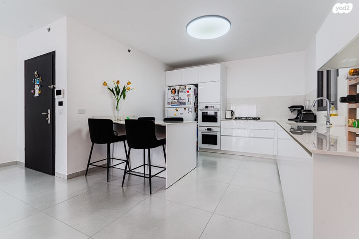 דירה, אדמונד דה רוטשילד, ברנע, אשקלון