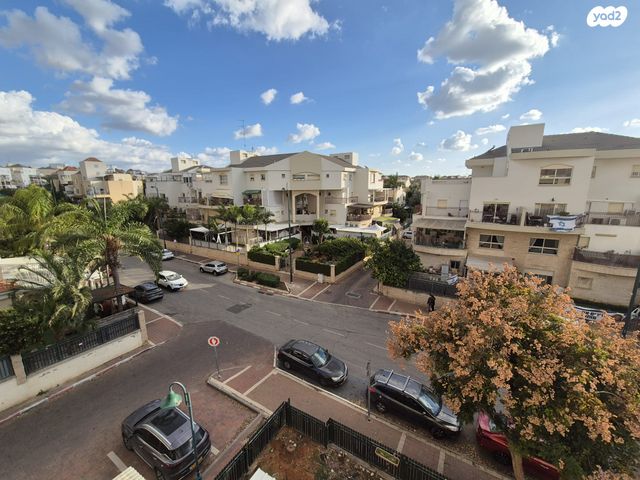 דופלקס, גדרה הצעירה, גדרה