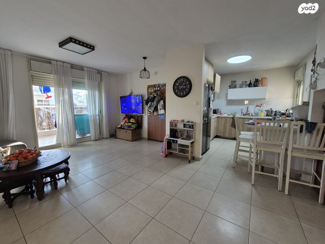 דופלקס, גדרה הצעירה, גדרה