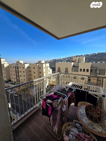 דירה, גרשון אבנר, ארמון הנציב, תלפיות מזרח, ירושלים