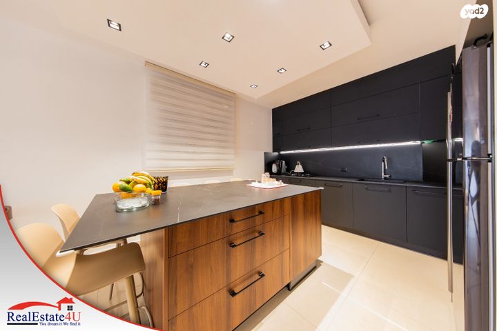 דירה, הלוטם, רמת פולג, נתניה