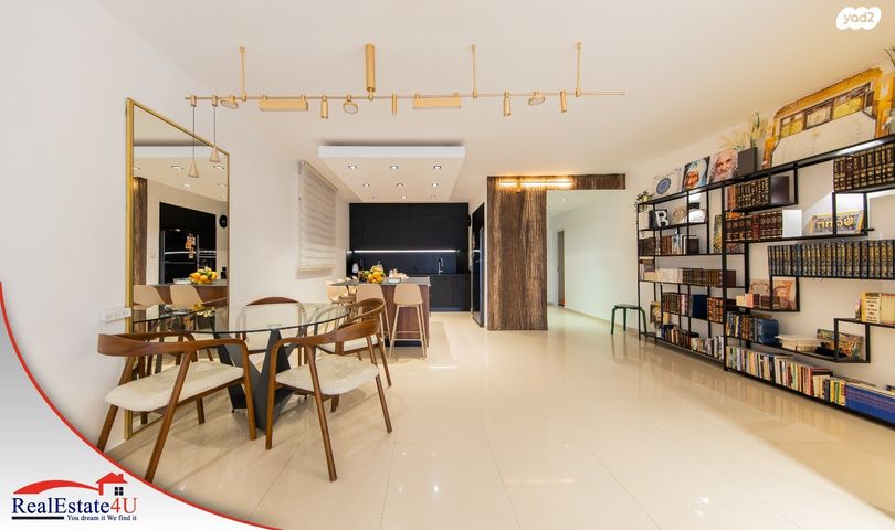 דירה, הלוטם, רמת פולג, נתניה