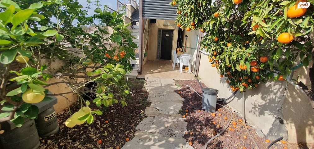 בית פרטי/ קוטג', שיר השירים 114, אלקנה, אלקנה