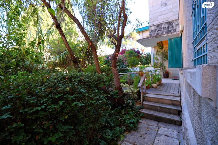 דירת גן, יהודה, בקעה, ירושלים