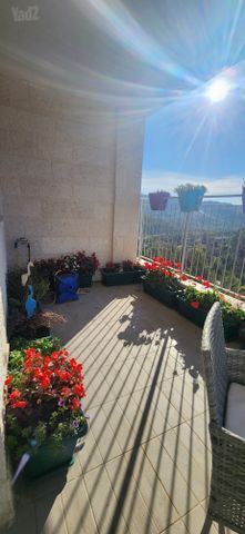 דירה למכירה בירושלים (תיווך) — 2