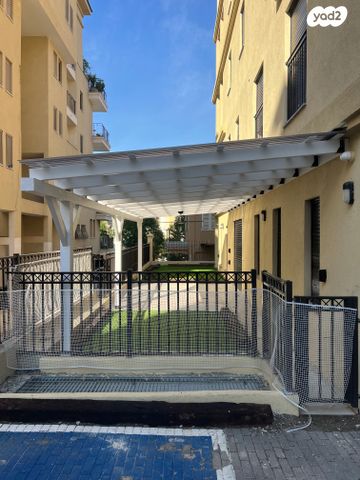 דירת גן, רוטשילד 27, מרכז מערבי, נס ציונה