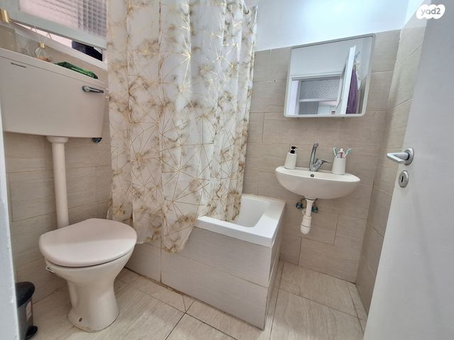 דירה, יהודה, יעלים, ערד